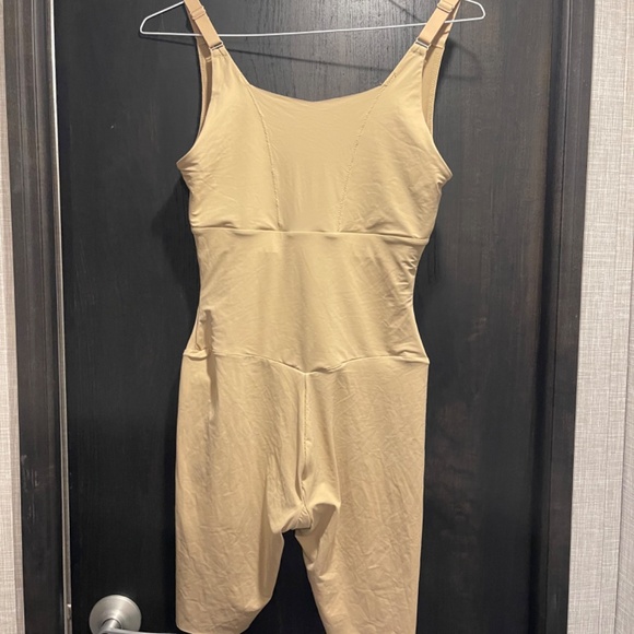 Maidenform Shapewear - Picture 2 of 3